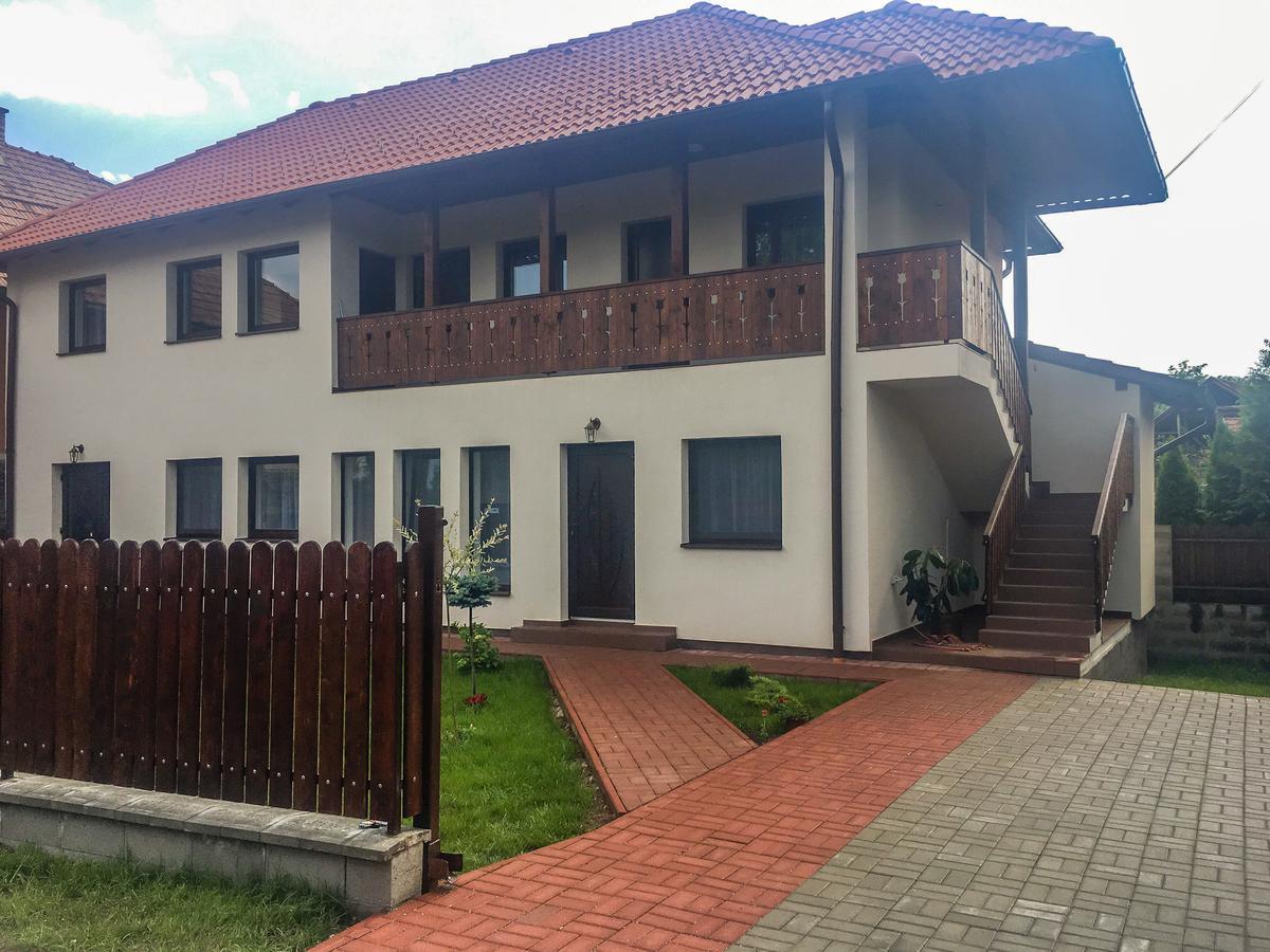 Salt Holiday Apartment Praid Bagian luar foto