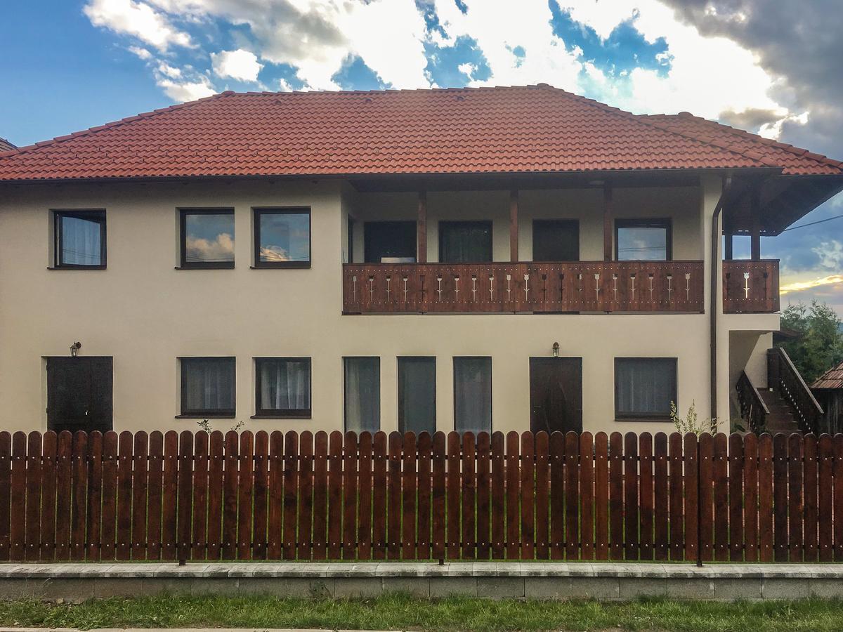 Salt Holiday Apartment Praid Bagian luar foto